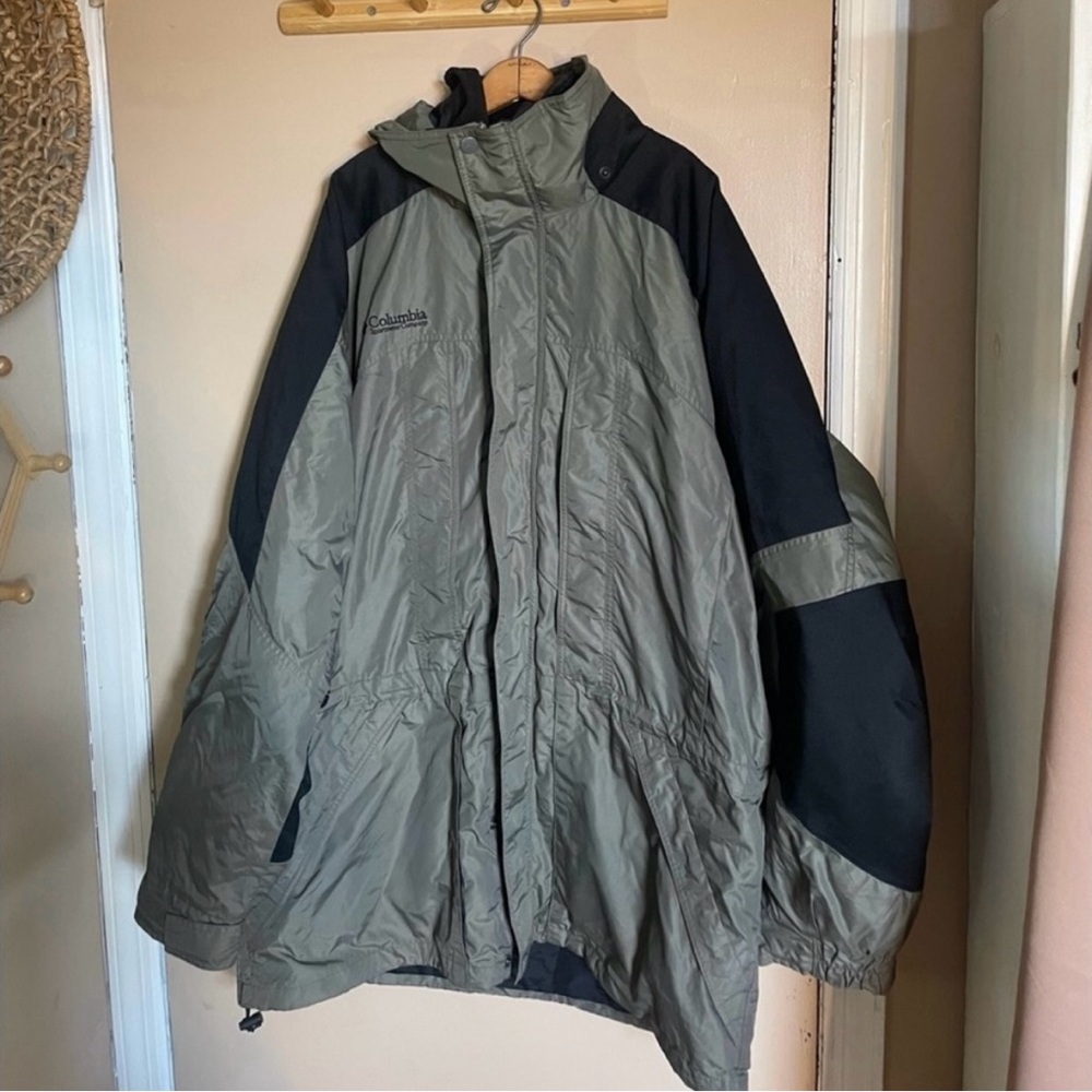 Columbia sportswear army green/black ski winter jacket